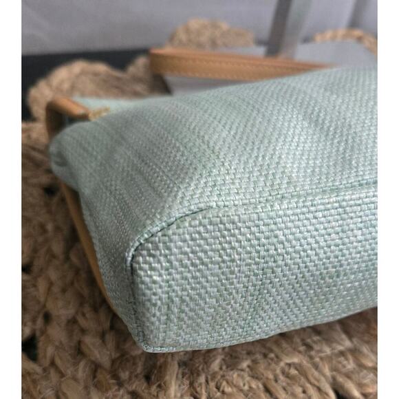 Vera Bradley Tropical Pattern Clutch Mint Green - Picture 6 of 7